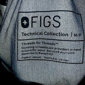 Figs • Zamora • Jogger Scrub Pant • Graphite • Medium Petite